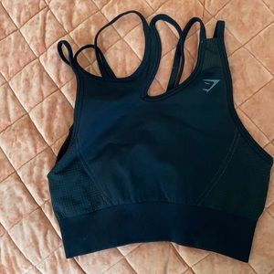 Black gymshark sports bra